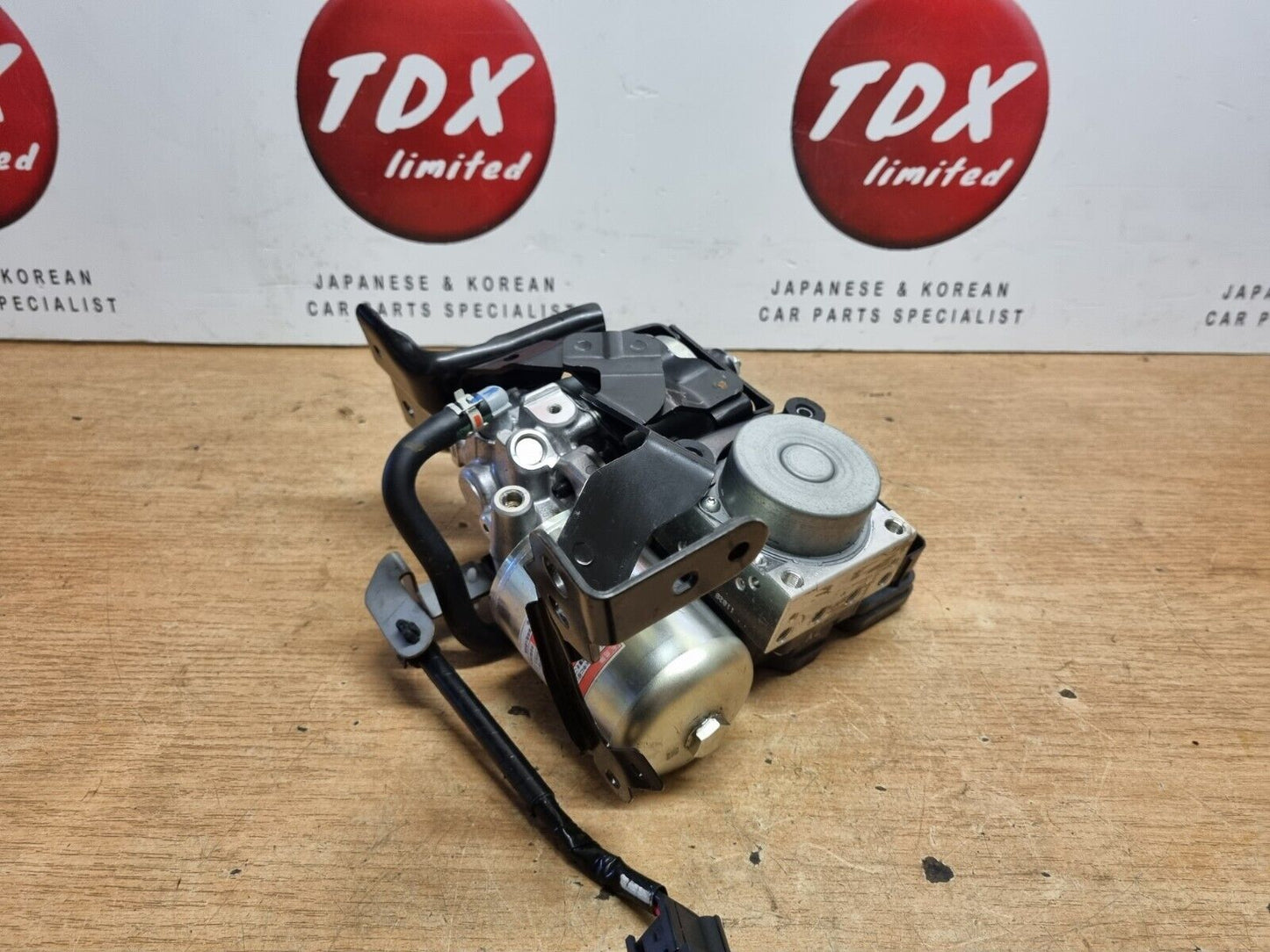 TOYOTA COROLLA MK12 1.8 HYBRID 2019-2022 GENUINE ABS PUMP + BRAKE BOOSTER UNIT