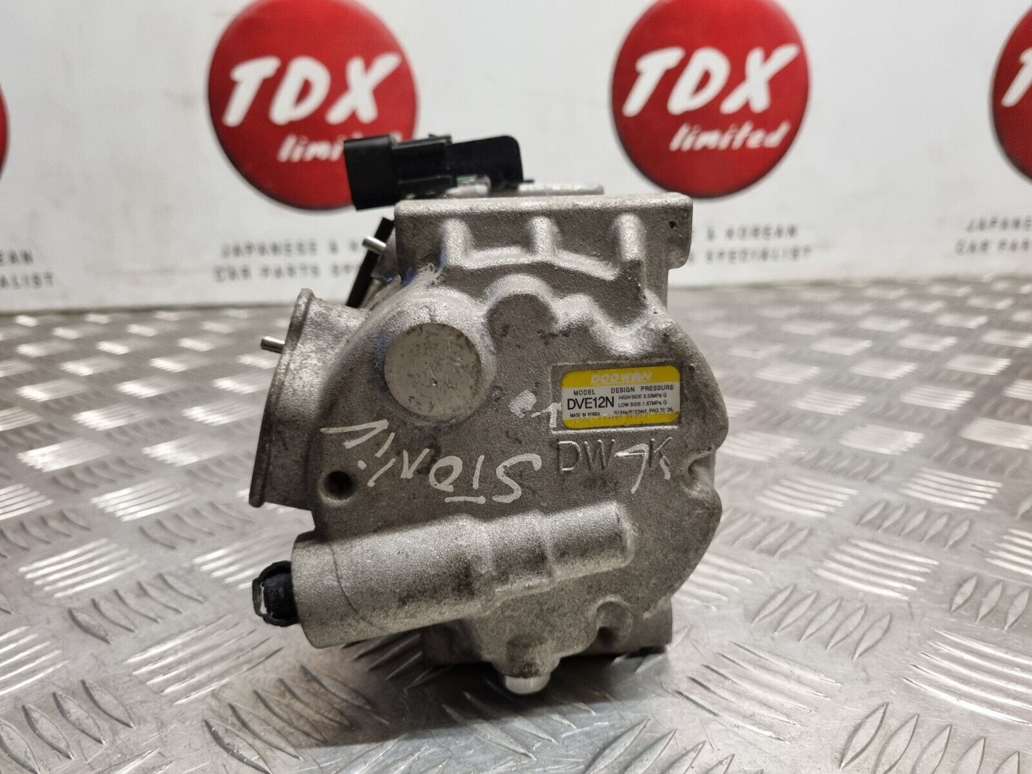 KIA RIO MK4/ STONIC (YB) 2017-2023 1.0 PETROL GENUINE AC PUMP 1E39E-17100