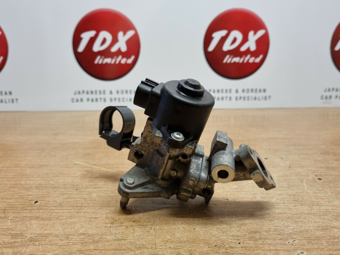 Toyota Auris Hybrid 1.8 Petrol Genuine EGR Valve 2010-2018 25620-37120