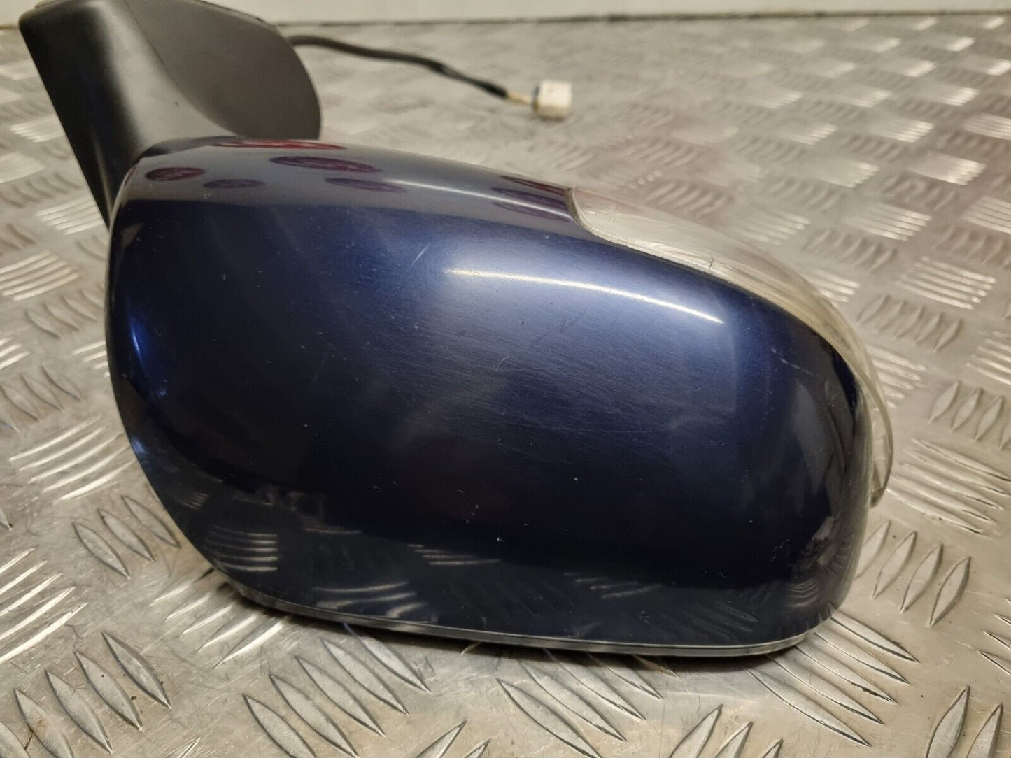 TOYOTA AURIS MK1 FACELIFT 2010-2012 GENUINE DRIVERS POWER FOLD WING MIRROR BLUE