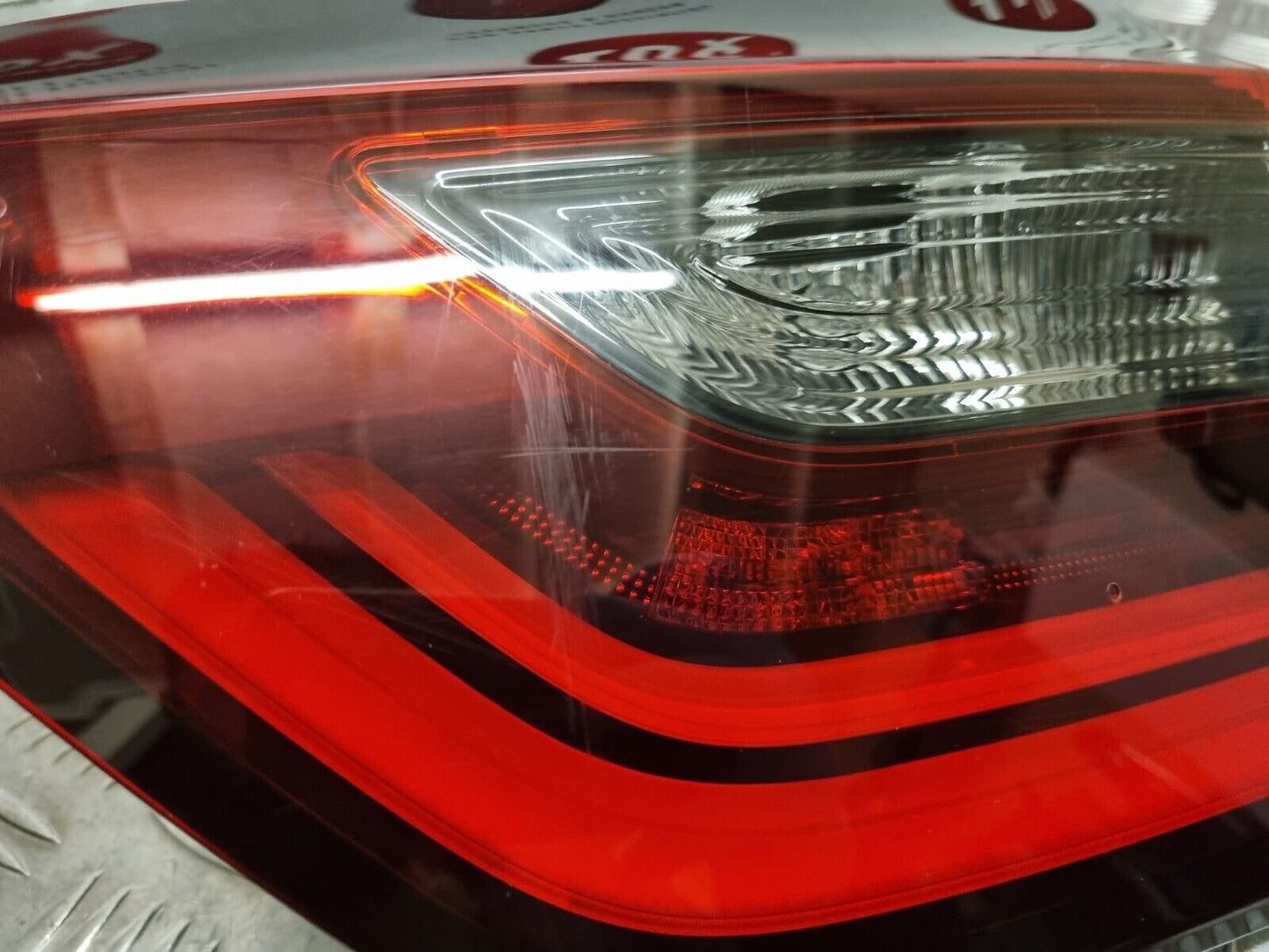 HONDA JAZZ MK5 HYBRID 2020-2023 GENUINE DRIVERS SIDE REAR TAILGATE INNER LIGHT