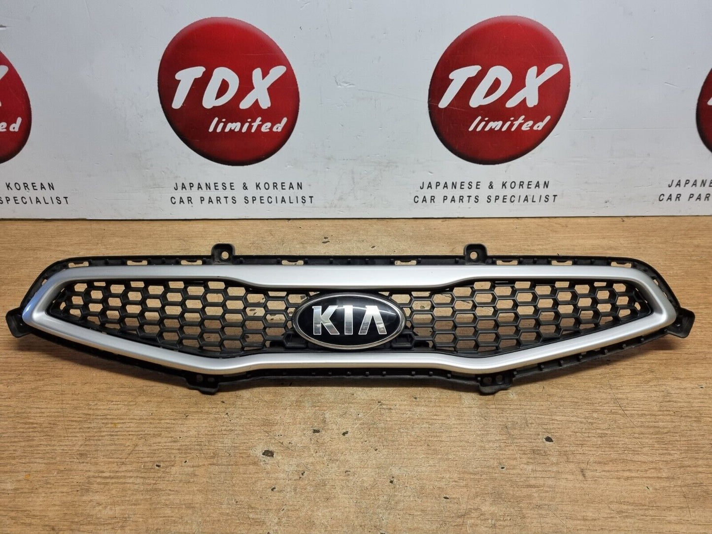 KIA PICANTO MK2 2015-2017 FACELIFT GENUINE FRONT UPPER BUMPER GRILLE 86580-1Y000