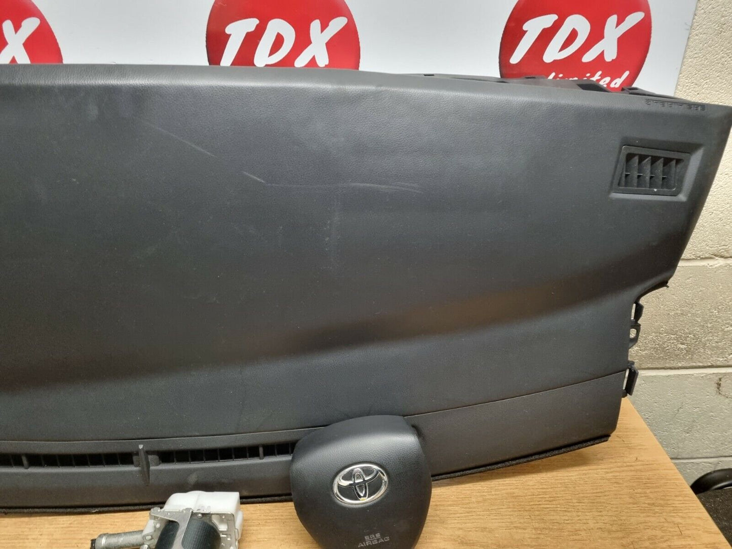 TOYOTA AURIS MK2 2012-2015 PRE-FACELIFT DASH DRIVERS KNEE SEAT BELT AIRBAG KIT