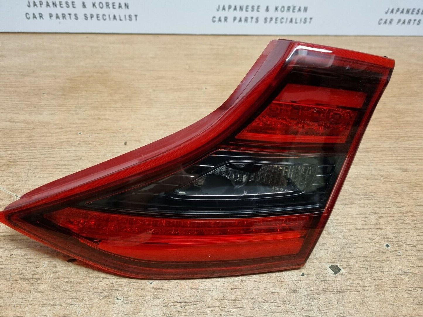 HYUNDAI IONIQ GENUINE DRIVERS SIDE REAR INNER LED TAILGATE LIGHT 2017-2019