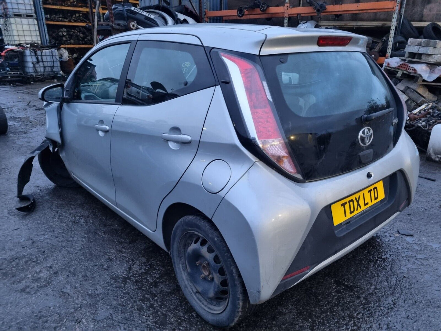 2017 TOYOTA AYGO MK2 VVT-I X-PLAY 1.0 PETROL 5 SPEED MANUAL VEHICLE FOR BREAKING
