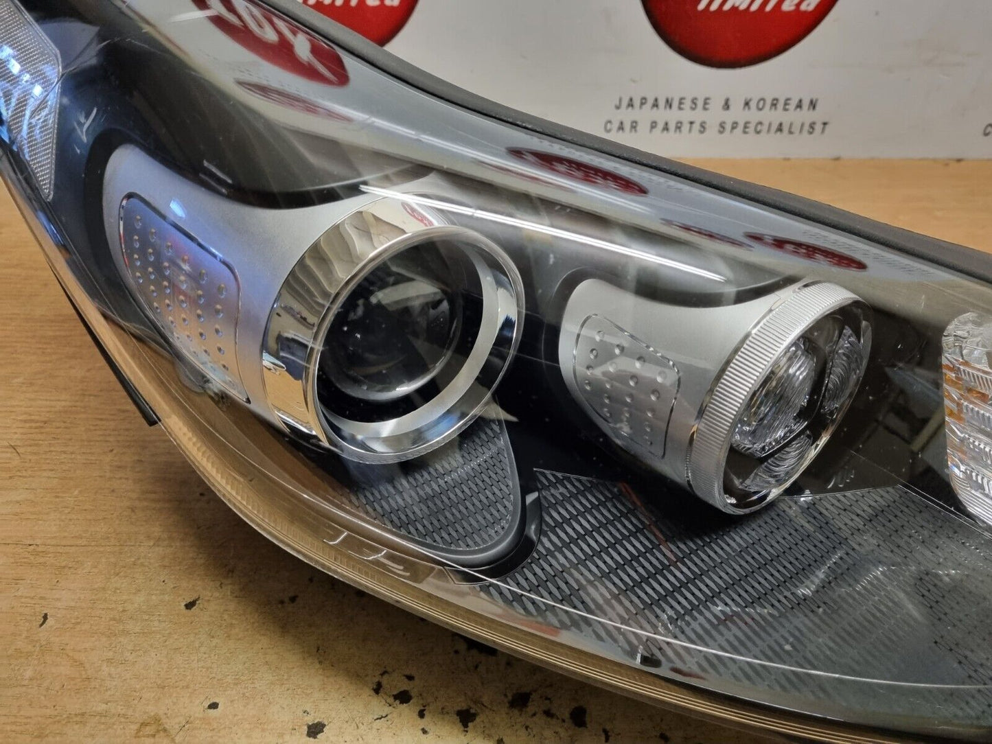 KIA SPORTAGE QL MK4 2016-2019 GENUINE DRIVERS SIDE LED HEADLIGHT 92102F1040