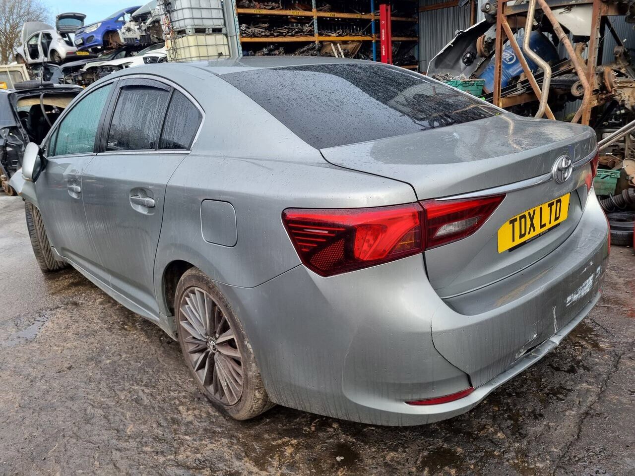 2017 TOYOTA AVENSIS MK3 2.0 D-4D DIESEL 6 SPEED MANUAL WHEEL NUT PARTS/SPARES