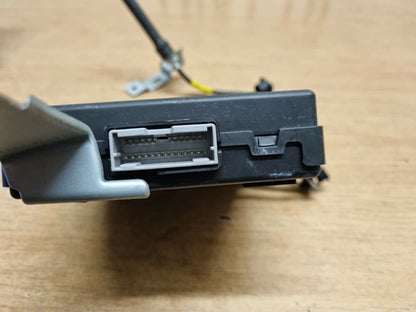 Hyundai I30 Body Control Module + Keyless Entry Antenna 2012-2016 95400-A6810