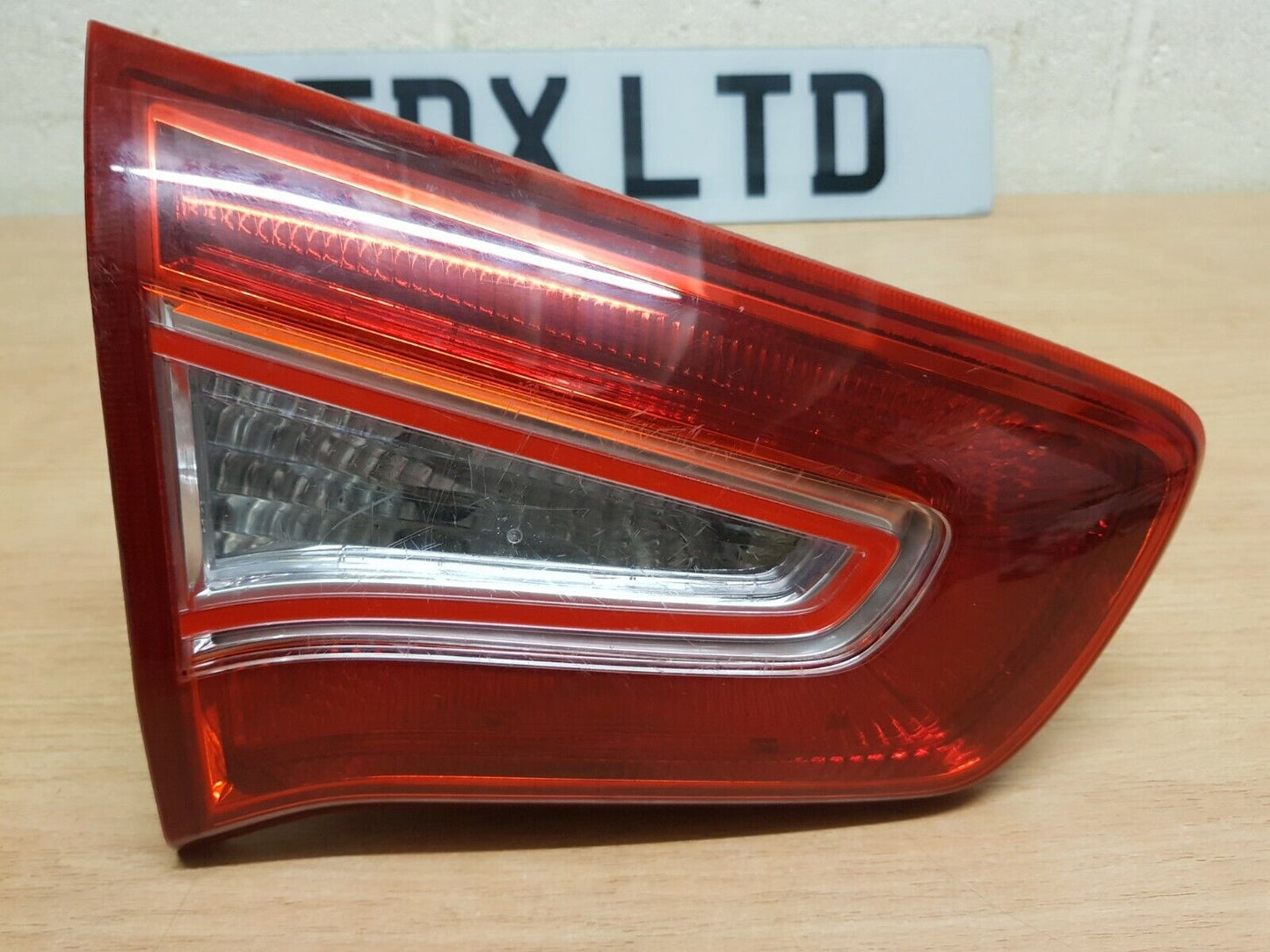 Kia Sportage Passenger Side Tailgate Light 2011 2012 2013 2014